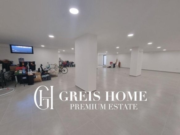Agios Nikitas - Store 330 sq.m.
