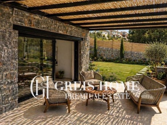 Pefkochori - Villa 195 sq.m.
