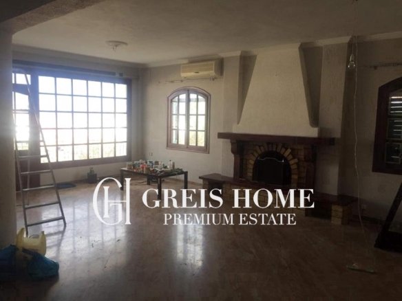 Lefkada - Chora - Building 420 sq.m.