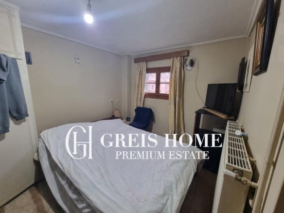 Lefkada - Chora - Building 420 sq.m.