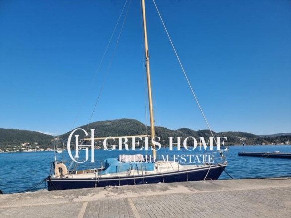 Ellomenos - Hotel 609 sq.m.