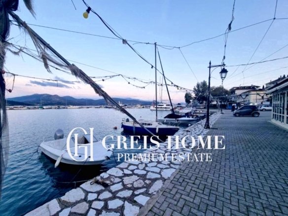 Lefkada - Chora - Other commercial 60 sq.m.