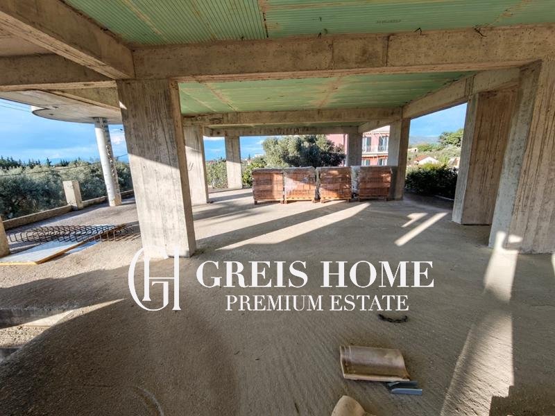 Lefkada - Chora - Building 660 sq.m.